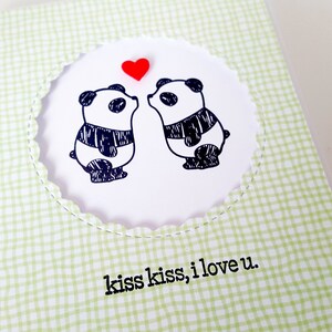 Cartão Panda, Cartão Amor Panda, Cartão Beijo Panda, Cartão Pandas Fofos, Cartão Beijos Panda, Cartão Pandas Beijando, Amantes de Panda, Pandas Preto e Branco