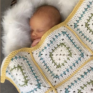 Crochet Baby Blanket Pattern Chunky Granny Squares Farmhouse Square Throw Easy Pattern by Deborah O'Leary Patterns English Only image 4