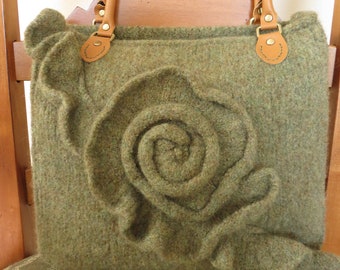 Knit and Felted Purse Pattern, Knit Bag Pattern - Knit Tote Pattern - Knit Purse - Knitting Patterns by Deborah O'Leary - English Only