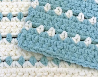 Crochet Rug and Placemat Pattern: Easy Bulky Yarn (PDF Pattern)