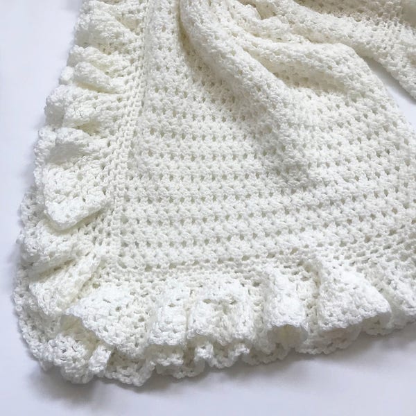 Crochet Baby Blanket Pattern, Heirloom Lace, Easy Crochet Patterns by Deborah O'Leary - English Only