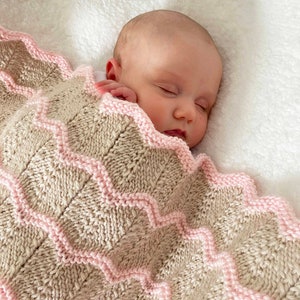 Deborah O'Leary Patterns Modèle de couverture de bébé en tricot Couverture cheyenne Modèle facile Par Deborah O'Leary Patterns En anglais uniquement image 2