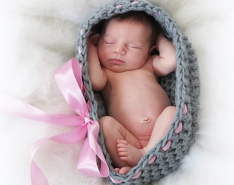 Chunky Crochet Cocoon - Hat Pattern with Ribbon - Newborn Photo Prop - #EASY #PATTERN -  Nest - Deborah O'Leary Patterns - English Only