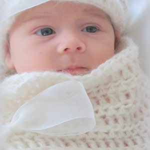 Crochet Baby Cocoon and Hat Pattern Newborn Photo Prop CROCHET PATTERN Baby Bows Crochet Patterns by Deborah O'Leary English Only image 3