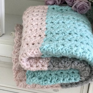 Crochet Baby Blanket Pattern Super Bulky Yarn Easy Pattern by Deborah O'Leary Patterns English Only image 5