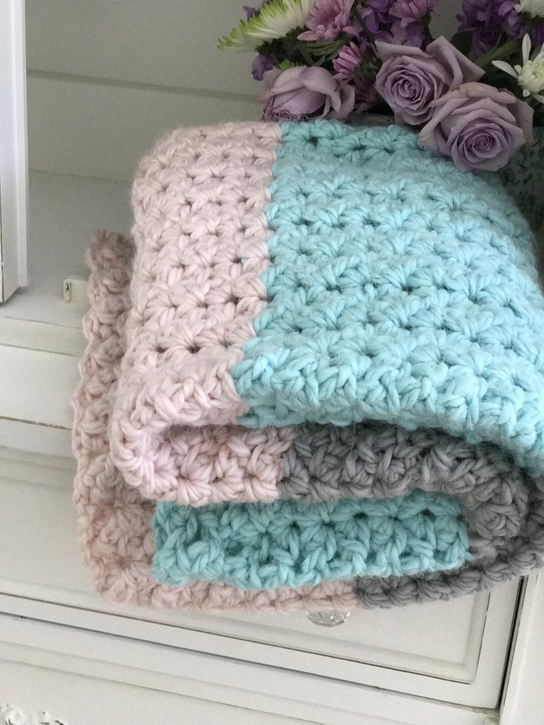 Crochet Baby Blanket Pattern Super Bulky Yarn Easy Pattern by Deborah O'Leary Patterns English Only image 5