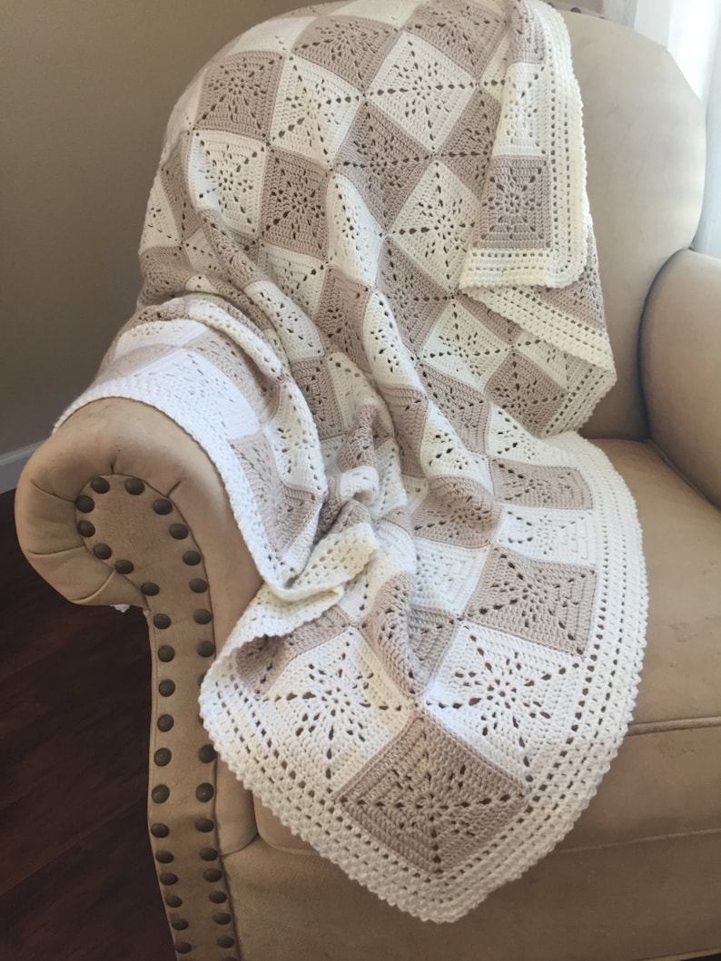Crochet Blanket Pattern - Arielle#39;s Square - Easy Granny Sq Crochet Blanket Pattern - Arielle#39;s Square - Easy Granny Sq