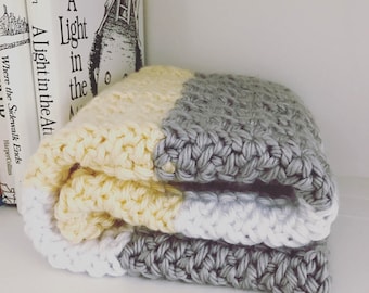 Crochet Baby Blanket Pattern - Super Bulky Yarn - Easy Pattern by Deborah O'Leary Patterns