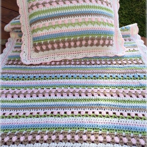 Crochet Baby Blanket Pattern - Easy Crochet Pattern by Deborah O&#39;Leary Patterns