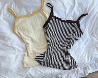 Weiches Baumwollhemd gestreiftes Hemdchen, braun und gelb gestreiftes Hemdchen, minimalistisches Sommer Basic Tank Top