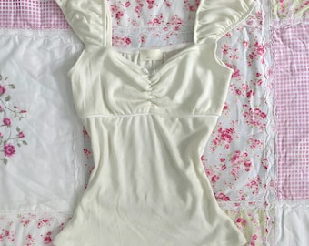 Cremefarbenes Camisole-Top aus Baumwolle mit Herzausschnitt und kurzen Ärmeln