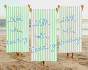 Toalla de playa Shh I'm Reading, regalo de playa para amantes de los libros, lector de Booktok, divertida toalla de piscina para ratones de biblioteca, regalo de playa de verano para bibliófilos.