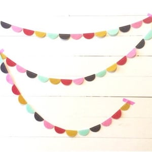 Mini felt Garland {stiffened felt} - scallop bunting