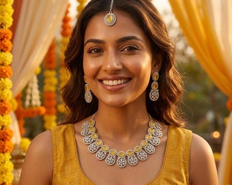 Conjunto de joyas nupciales para boda india, collar y pendientes de cristal, tika, ceremonia de matrimonio tradicional, accesorios amarillos, elegantes y llamativos.