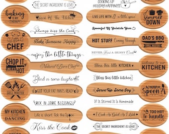 Puede incluir: Cucharas de madera con texto grabado, incluyendo frases como "Bacon my heart", "Queen of the Kitchen" y "I'm a little stir crazy". Las cucharas son de color marrón claro y tienen temática de cocina.