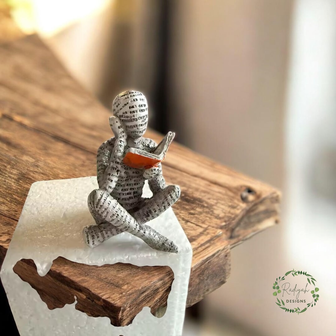 Reading Woman Figurine – Book Lover Gift, Bookworm Decor, Shelf & Desk ...