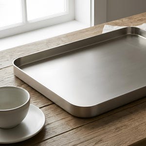 Plateau de service en acier poli | Organiseur rectangulaire minimaliste