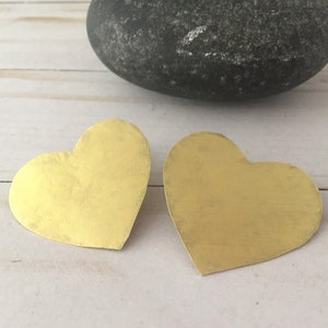 Gold Hammered Heart Earrings, Brass Heart Studs, Valentines Day Gift, Heart Jewelry, Modern Heart Earrings, Rustic Gold Earrings
