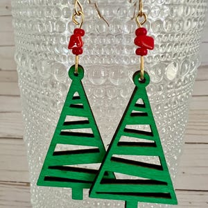 Green and Red Christmas Tree Earrings, Lightweight Wood Christmas Tree Earrings, Holiday Pine Tree Earrings