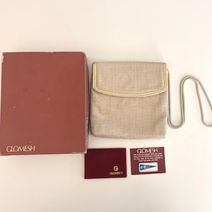Glomesh bag with box, mirror and card
