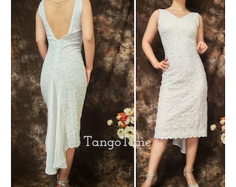 Vestido de Tango Argentino em Renda Elástica Branca, Detalhe de Pérolas nas Costas, Barra em Cauda de Sereia