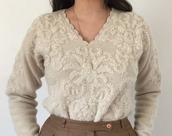 Vintage Ivory Pearled Wool Sweater M