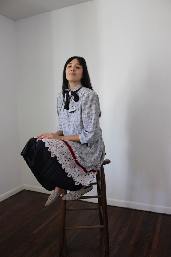 Vintage Black White and Red Pattern Dress