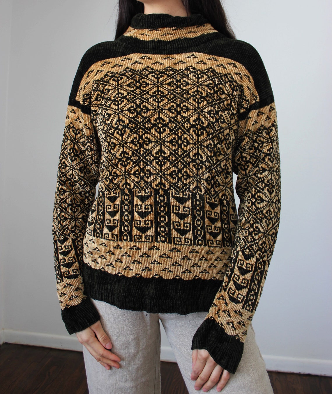 Vintage Black and Gold Turtleneck Sweater | Etsy