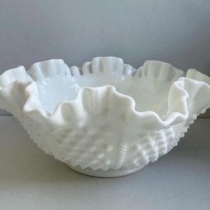 Vintage Fenton White Hobnail Milk Glass Ruffled Edge Bowl Serving Dish 8”