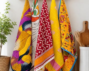 Kantha Keukendoekenset van 5 – Felgekleurde katoenen theedoeken voor in de keuken & een leuk cadeau voor een housewarming (assortiment)