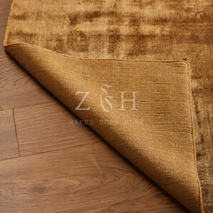 Modern Gold Silk Rug, Handmade Luxe Area Carpet, Contemporary Living Room Statement Rug image 3