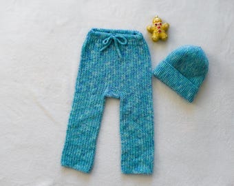 Handgestricktes Baby Set | weiche blaue Hose und Mütze | Neugeborenen Winter Outfit