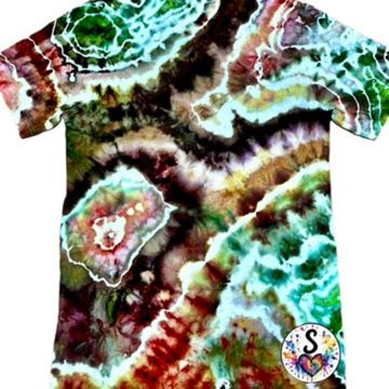 Hand Dyed Butterfly Heart Tie Dye Shirt | Green Cottagecore Tee image 9