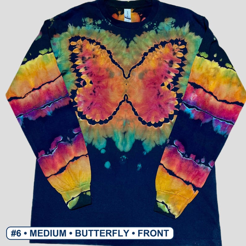 Butterfly Heart Reverse Dye Long Sleeve Shirt, Made-to-Order Colorful Tee bild 1