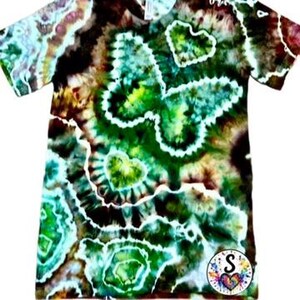 Hand Dyed Butterfly Heart Tie Dye Shirt | Green Cottagecore Tee S US letter