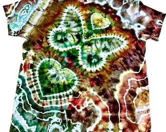 Geode Butterfly Tie Dye Shirt – Earth Tone Forest Green Rust Hearts Tee