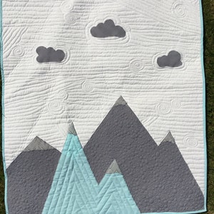 Mountain baby quilt sale