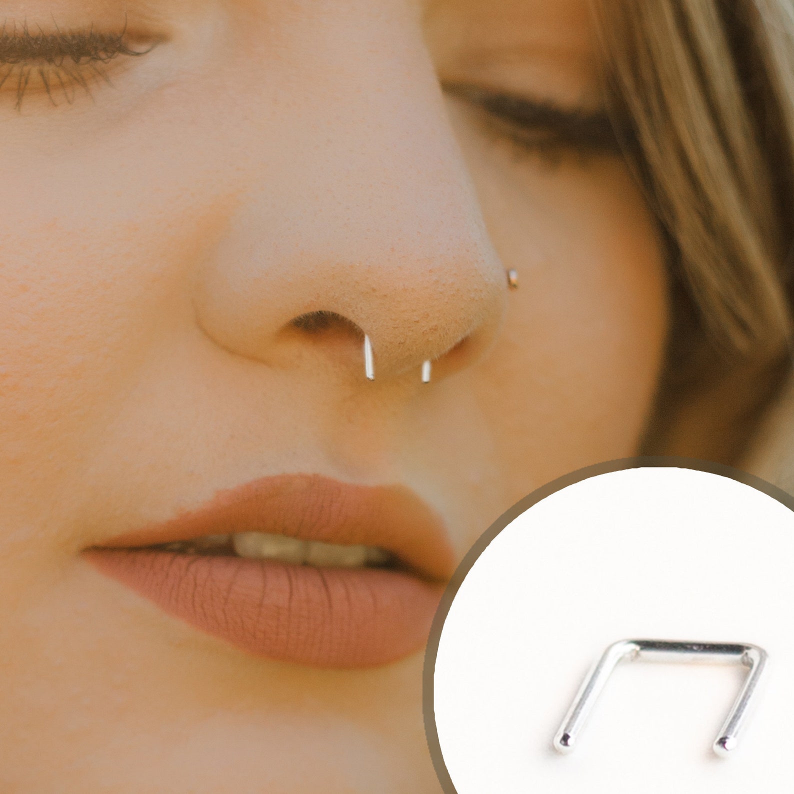 Нострил гвоздик. Пирсинг нострил кольцо. Прокол нострил гвоздик. Прокол носа крыло и септум. Как пробить нос срочно.