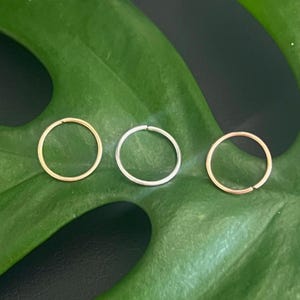 Silver Cartilage Hoop Earring - Tiny Sterling Silver Earring - Endless Hex Helix Hoop - Cartilage Hoop - Small Silver 6mm 8mm 10mm Hoop 22g