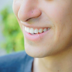 Neplipring heren, lipring cadeau voor mannen neplippiercing, lipring clip, gekleurde lipmanchet, lipring geen piercing, kleine nepring, knus