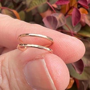 Gold Double Conch Earring, One Size Fits All With Gentle Squeeze, Adjustable Conch Cuff Earring,  Non Pierced Conch, Hammered Double Cuff