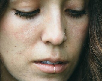 Gold gefüllter künstlicher Lippenring, kein Piercing erforderlich, 22g
