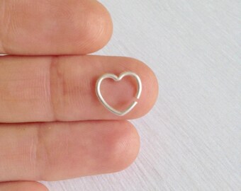 Orecchini A Cuore Con Ali D'Angelo E Croce In Argento 925 – Ipoallergenici, Simbolo Di Fede E Protezione, Regalo Per Donne
