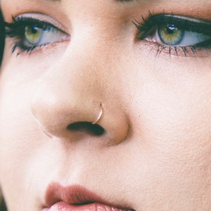 Small Nose Ring Hoop, 5mm-6mm 6mm-7mm 7mm-8mm, 22 Gauge Adjustable Nose Ring Hoop, Stud Nose Hoop, Nose Ring Gold 22g, 22g Open Gold Nose