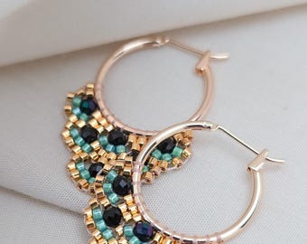 Pavos Reales Small Hoop Earrings | Obsidian