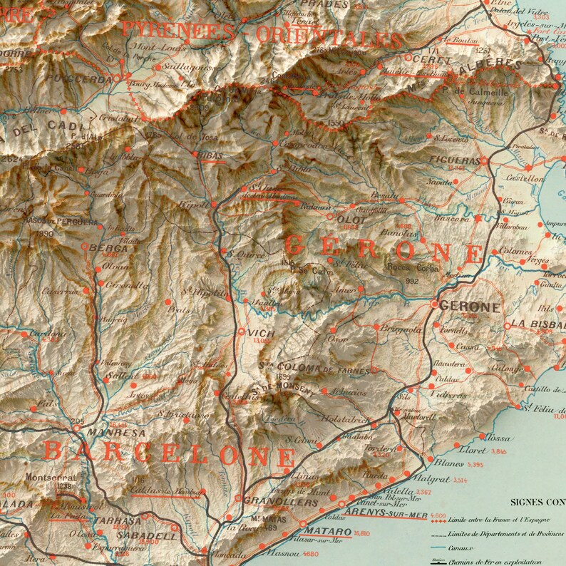Carte vintage de la chaîne de montagnes des Pyrénées avec un effet d'ombrage image 5