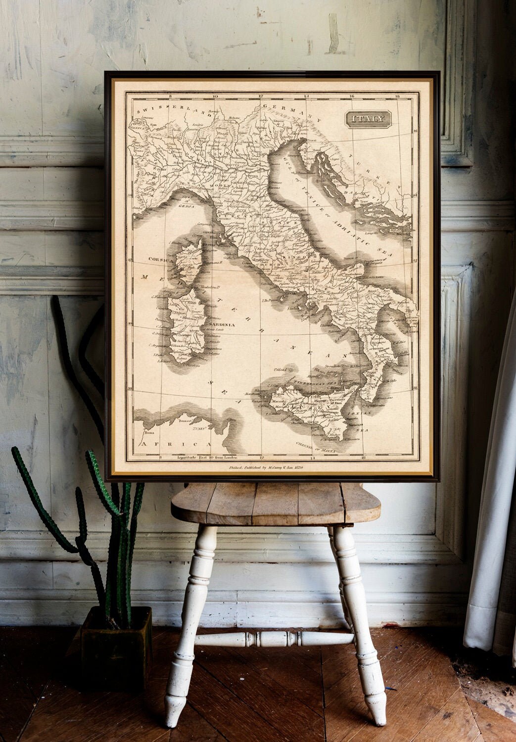 Antique map of Italy - Old map of Italy with a wonderful patina - Fine