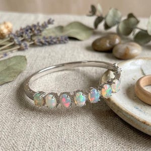 Naturlig etiopisk opalarmring, 92,5 silver, försilvrad, oval eldopal, tennisarmring, delikat smycke med oktober-födelsesten 17,20 garam