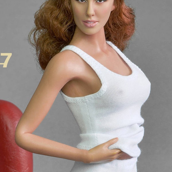 1/6th scale white tank top fits: female figures and dolls for example but not limited to Phicen / TBLeague, Barbie, Fashion Royalty...