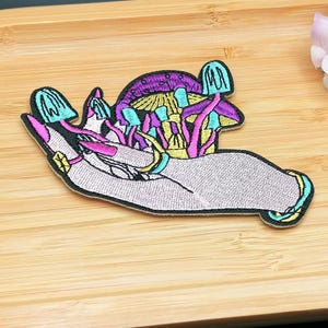Mystical Mushroom Patch | Witchy Patch with Hand and Magic Mushrooms | Fantasy Accessory for Jacket, Bag and DIY – Boho Festival Vibes